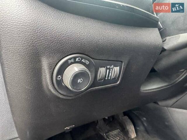 Черный Джип Компас, объемом двигателя 2.36 л и пробегом 128 тыс. км за 14900 $, фото 14 на Automoto.ua