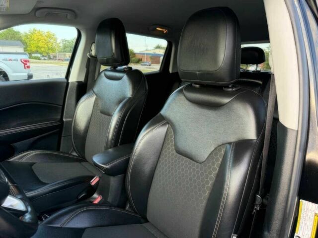 Чорний Джип Compass, об'ємом двигуна 2.4 л та пробігом 14 тис. км за 4400 $, фото 9 на Automoto.ua