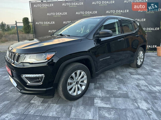 Чорний Джип Compass, об'ємом двигуна 2.4 л та пробігом 85 тис. км за 15499 $, фото 4 на Automoto.ua