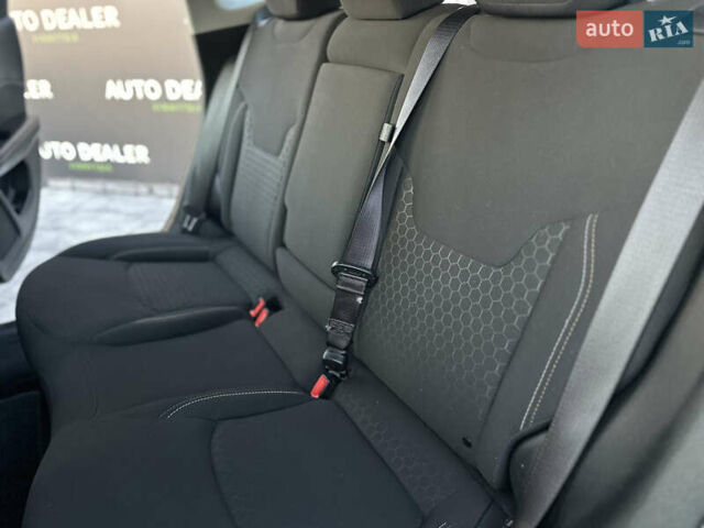 Чорний Джип Compass, об'ємом двигуна 2.4 л та пробігом 85 тис. км за 15499 $, фото 34 на Automoto.ua