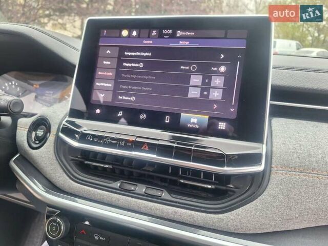 Чорний Джип Compass, об'ємом двигуна 2.36 л та пробігом 25 тис. км за 16999 $, фото 109 на Automoto.ua