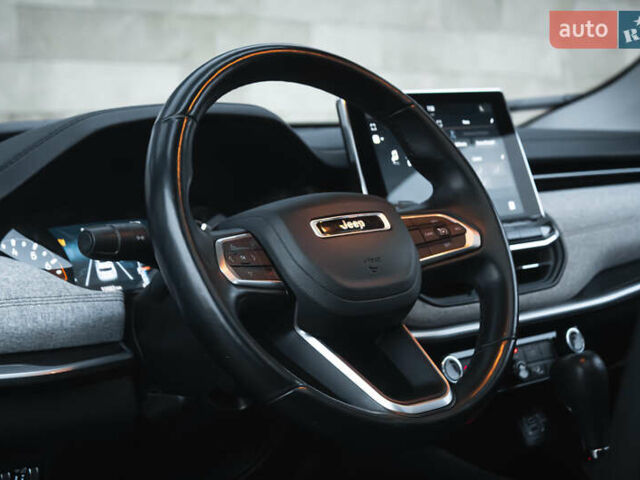 Черный Джип Компас, объемом двигателя 2.36 л и пробегом 33 тыс. км за 20800 $, фото 9 на Automoto.ua