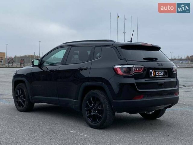 Чорний Джип Compass, об'ємом двигуна 2.4 л та пробігом 74 тис. км за 17890 $, фото 1 на Automoto.ua