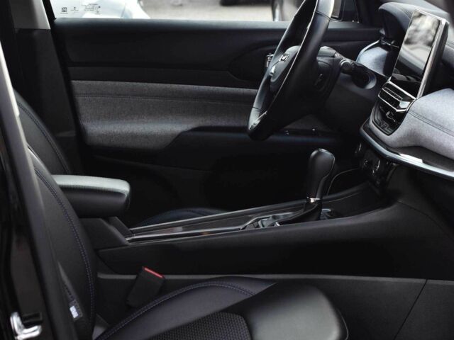 Черный Джип Компас, объемом двигателя 2.4 л и пробегом 28 тыс. км за 19499 $, фото 11 на Automoto.ua