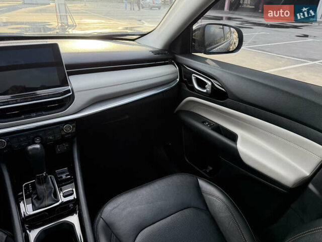 Джип Compass 2022 у Києві на Automoto.ua Чорний Джип Compass, об'ємом двигуна 2.36 л та пробігом 62 тис. км за 21900 $, фото 66 на Automoto.ua