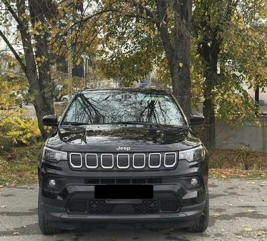 Чорний Джип Compass, об'ємом двигуна 2.4 л та пробігом 102 тис. км за 10500 $, фото 5 на Automoto.ua