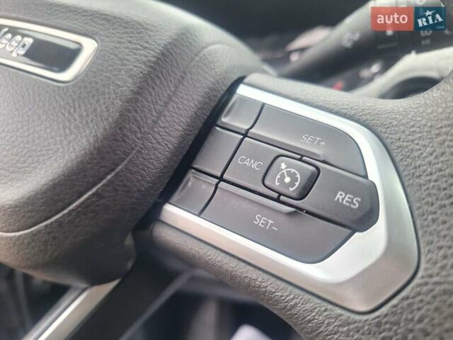 Чорний Джип Compass, об'ємом двигуна 2.36 л та пробігом 25 тис. км за 16999 $, фото 98 на Automoto.ua