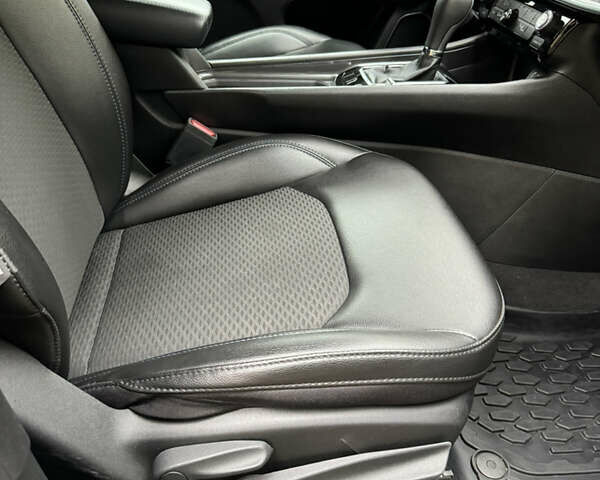 Джип Compass 2022 у Кривому Розі на Automoto.ua Чорний Джип Compass, об'ємом двигуна 2.4 л та пробігом 36 тис. км за 20400 $, фото 17 на Automoto.ua