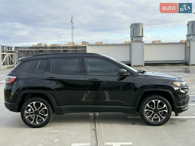 Джип Compass 2022 у Києві на Automoto.ua Чорний Джип Compass, об'ємом двигуна 2.36 л та пробігом 62 тис. км за 21900 $, фото 16 на Automoto.ua