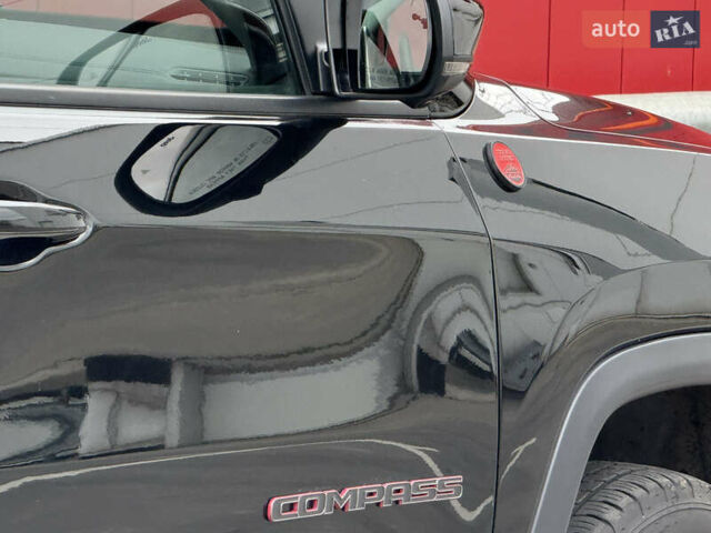 Чорний Джип Compass, об'ємом двигуна 2.36 л та пробігом 33 тис. км за 23000 $, фото 8 на Automoto.ua