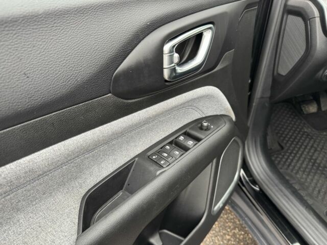 Черный Джип Компас, объемом двигателя 2.4 л и пробегом 16 тыс. км за 19800 $, фото 12 на Automoto.ua