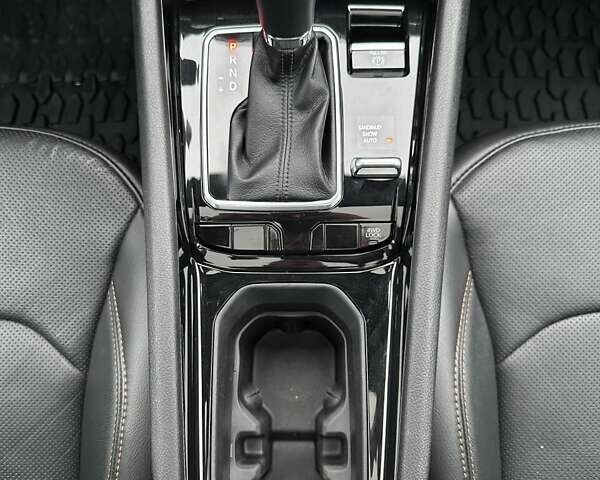 Черный Джип Компас, объемом двигателя 2.4 л и пробегом 23 тыс. км за 23500 $, фото 30 на Automoto.ua