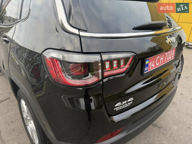 Черный Джип Компас, объемом двигателя 2.4 л и пробегом 33 тыс. км за 19800 $, фото 16 на Automoto.ua
