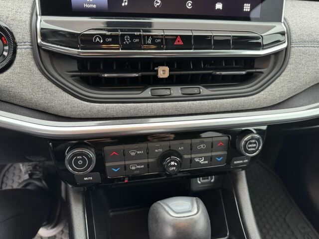 Черный Джип Компас, объемом двигателя 2.4 л и пробегом 16 тыс. км за 19800 $, фото 14 на Automoto.ua