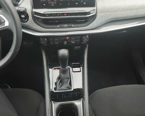 Черный Джип Компас, объемом двигателя 2.36 л и пробегом 2 тыс. км за 20500 $, фото 16 на Automoto.ua