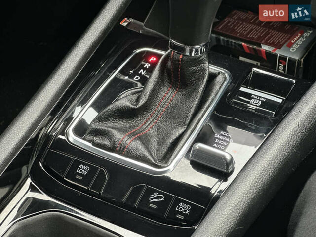 Черный Джип Компас, объемом двигателя 2.36 л и пробегом 99 тыс. км за 20900 $, фото 41 на Automoto.ua