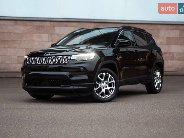 Черный Джип Компас, объемом двигателя 2.36 л и пробегом 33 тыс. км за 20800 $, фото 6 на Automoto.ua