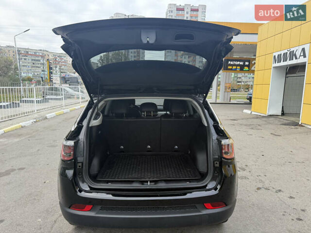 Черный Джип Компас, объемом двигателя 2.4 л и пробегом 33 тыс. км за 19800 $, фото 17 на Automoto.ua