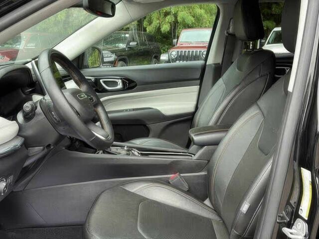 Джип Compass 2022 у Кривому Розі на Automoto.ua Чорний Джип Compass, об'ємом двигуна 2.4 л та пробігом 22 тис. км за 14500 $, фото 9 на Automoto.ua