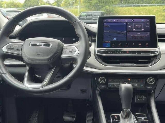 Джип Compass 2022 у Кривому Розі на Automoto.ua Чорний Джип Compass, об'ємом двигуна 2.4 л та пробігом 22 тис. км за 14500 $, фото 7 на Automoto.ua