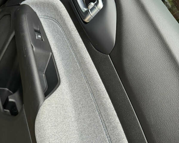 Джип Compass 2022 у Кривому Розі на Automoto.ua Чорний Джип Compass, об'ємом двигуна 2.4 л та пробігом 36 тис. км за 20400 $, фото 5 на Automoto.ua