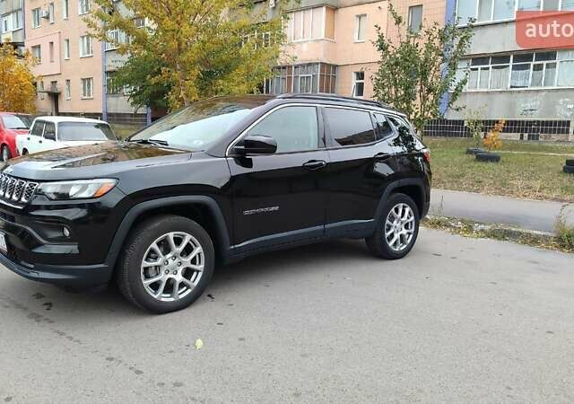Чорний Джип Compass, об'ємом двигуна 2.4 л та пробігом 50 тис. км за 18500 $, фото 12 на Automoto.ua
