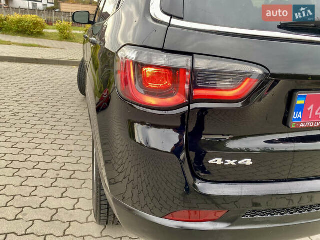 Черный Джип Компас, объемом двигателя 2.36 л и пробегом 65 тыс. км за 19450 $, фото 20 на Automoto.ua