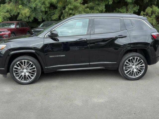 Джип Compass 2022 у Кривому Розі на Automoto.ua Чорний Джип Compass, об'ємом двигуна 2.4 л та пробігом 22 тис. км за 14500 $, фото 2 на Automoto.ua