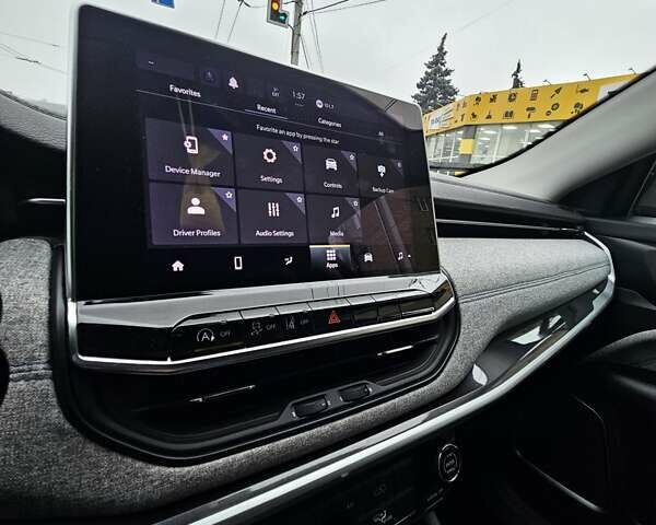 Черный Джип Компас, объемом двигателя 2.36 л и пробегом 45 тыс. км за 17999 $, фото 9 на Automoto.ua