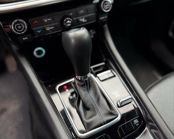 Черный Джип Компас, объемом двигателя 1.5 л и пробегом 76 тыс. км за 18100 $, фото 12 на Automoto.ua