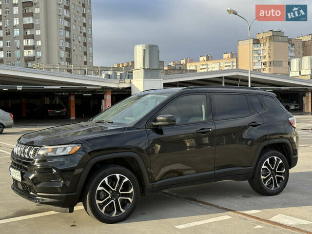 Джип Compass 2022 у Києві на Automoto.ua Чорний Джип Compass, об'ємом двигуна 2.36 л та пробігом 62 тис. км за 21900 $, фото 12 на Automoto.ua