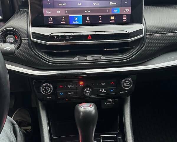 Черный Джип Компас, объемом двигателя 2.36 л и пробегом 33 тыс. км за 25300 $, фото 18 на Automoto.ua