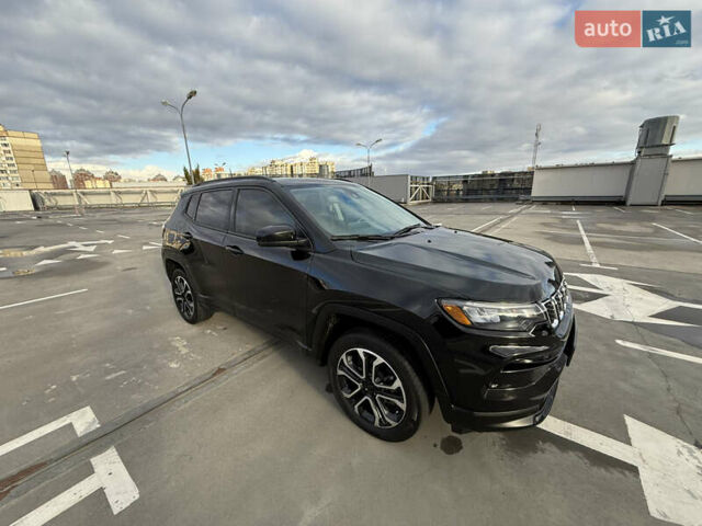 Джип Compass 2022 у Києві на Automoto.ua Чорний Джип Compass, об'ємом двигуна 2.36 л та пробігом 62 тис. км за 21900 $, фото 27 на Automoto.ua