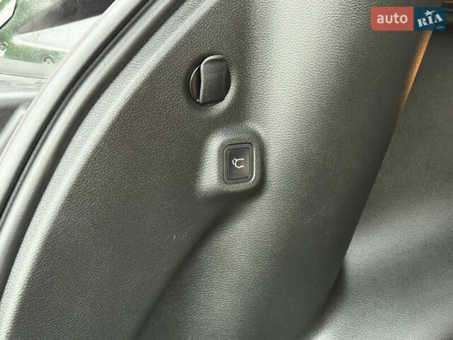 Чорний Джип Compass, об'ємом двигуна 2.36 л та пробігом 33 тис. км за 23000 $, фото 11 на Automoto.ua