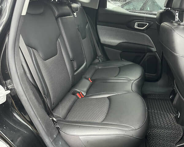 Чорний Джип Compass, об'ємом двигуна 2.36 л та пробігом 70 тис. км за 17700 $, фото 8 на Automoto.ua