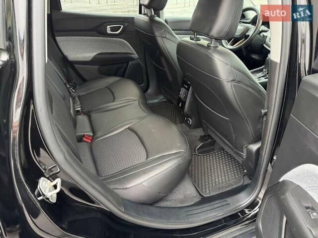 Джип Compass 2022 у Кривому Розі на Automoto.ua Чорний Джип Compass, об'ємом двигуна 2.4 л та пробігом 28 тис. км за 19990 $, фото 34 на Automoto.ua