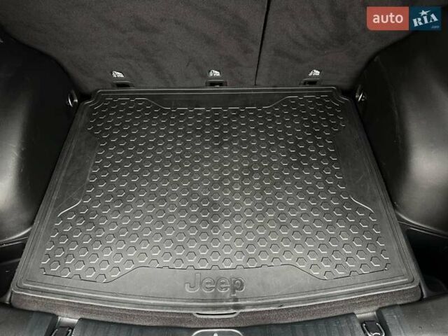 Черный Джип Компас, объемом двигателя 2.4 л и пробегом 25 тыс. км за 23700 $, фото 15 на Automoto.ua