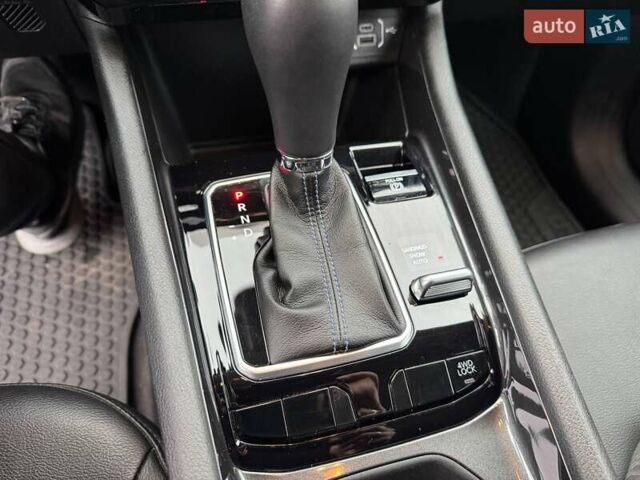 Джип Compass 2022 у Кривому Розі на Automoto.ua Чорний Джип Compass, об'ємом двигуна 2.4 л та пробігом 28 тис. км за 19990 $, фото 28 на Automoto.ua