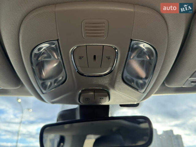 Джип Compass 2022 у Києві на Automoto.ua Чорний Джип Compass, об'ємом двигуна 2.36 л та пробігом 62 тис. км за 21900 $, фото 68 на Automoto.ua