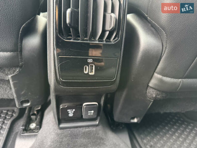 Джип Compass 2022 у Києві на Automoto.ua Чорний Джип Compass, об'ємом двигуна 2.36 л та пробігом 62 тис. км за 21900 $, фото 58 на Automoto.ua