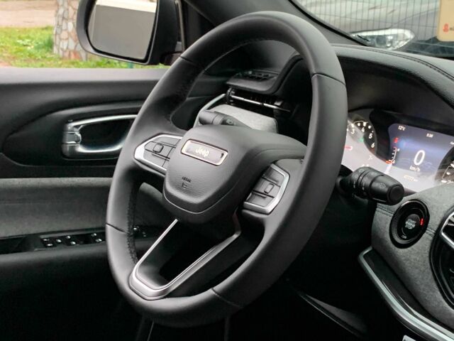 Чорний Джип Compass, об'ємом двигуна 2 л та пробігом 48 тис. км за 22855 $, фото 16 на Automoto.ua