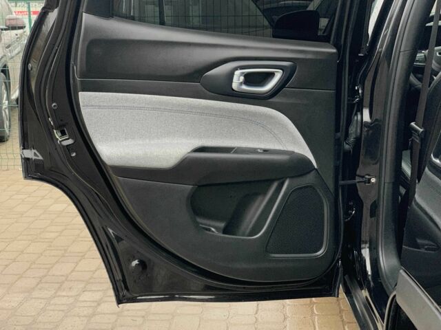 Чорний Джип Compass, об'ємом двигуна 2 л та пробігом 48 тис. км за 22855 $, фото 12 на Automoto.ua