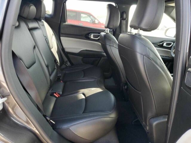 Черный Джип Компас, объемом двигателя 2 л и пробегом 16 тыс. км за 7000 $, фото 10 на Automoto.ua