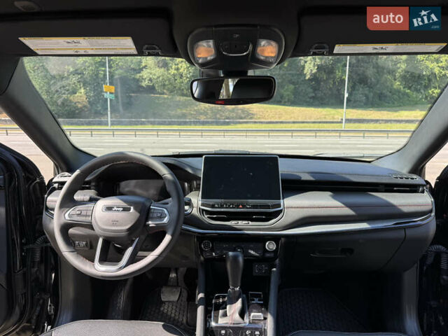 Джип Compass 2023 у Києві на Automoto.ua Чорний Джип Compass, об'ємом двигуна 2 л та пробігом 6 тис. км за 21800 $, фото 22 на Automoto.ua