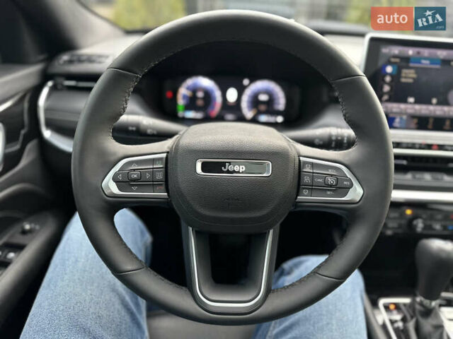Черный Джип Компас, объемом двигателя 2 л и пробегом 22 тыс. км за 23999 $, фото 11 на Automoto.ua