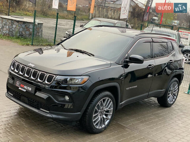 Чорний Джип Compass, об'ємом двигуна 2 л та пробігом 47 тис. км за 22855 $, фото 2 на Automoto.ua