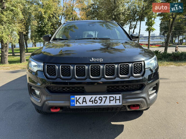 Джип Compass 2023 у Києві на Automoto.ua Чорний Джип Compass, об'ємом двигуна 2 л та пробігом 6 тис. км за 21800 $, фото 37 на Automoto.ua