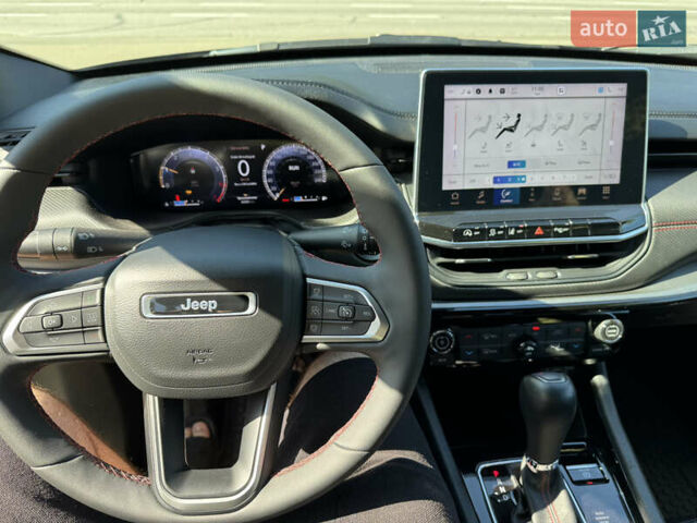 Джип Compass 2023 у Києві на Automoto.ua Чорний Джип Compass, об'ємом двигуна 2 л та пробігом 6 тис. км за 21800 $, фото 35 на Automoto.ua