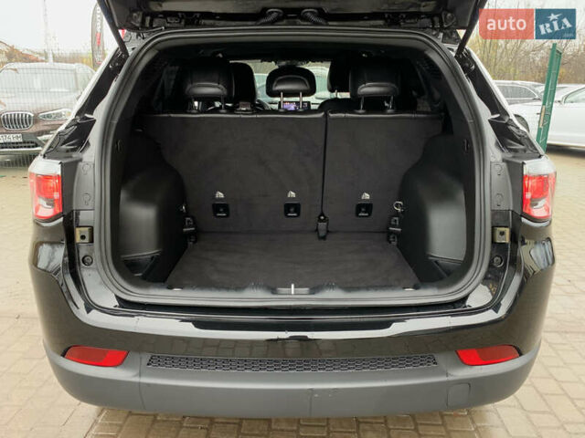 Чорний Джип Compass, об'ємом двигуна 2 л та пробігом 47 тис. км за 22855 $, фото 28 на Automoto.ua