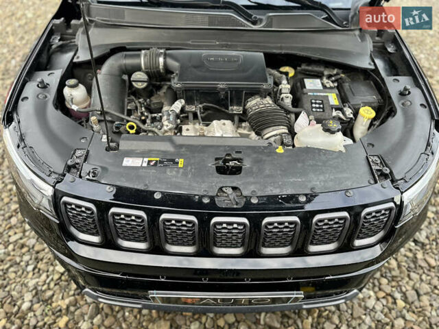 Черный Джип Компас, объемом двигателя 2 л и пробегом 22 тыс. км за 23999 $, фото 9 на Automoto.ua